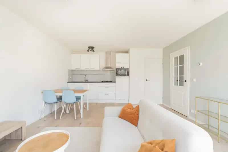 Amsterdam Appartement 51m2 Ruim Balkon Gerenoveerd 2020