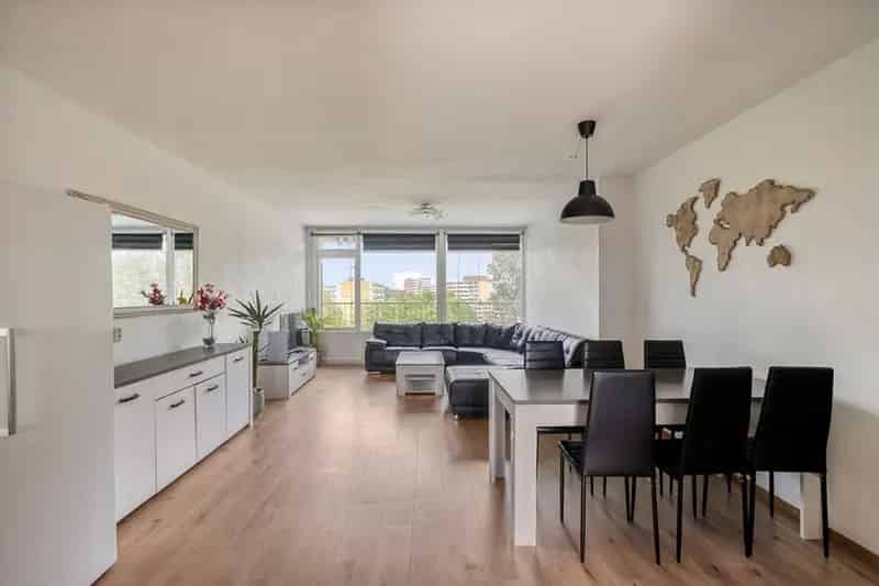 Ruim 4 Kamer Appartement Belvédèrebos 90m² gerenoveerd