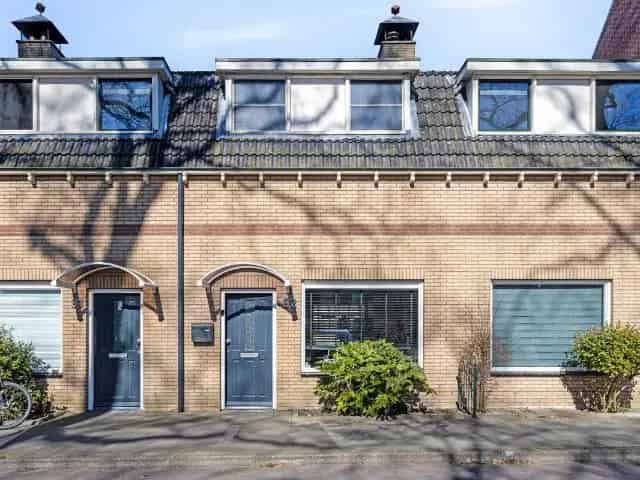 Tussenwoning Enschede Centrum 3 slaapkamers grote schuur