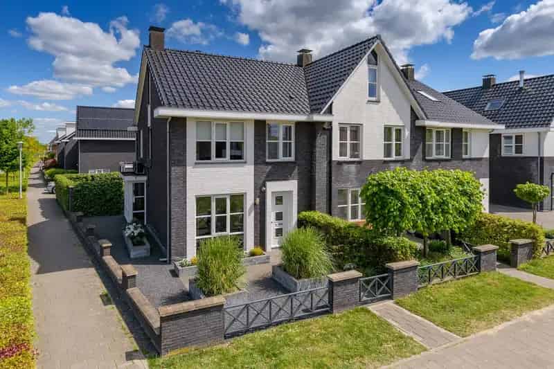 Huis te koop Apeldoorn Zuidbroek 3 slaapkamers moderne keuken