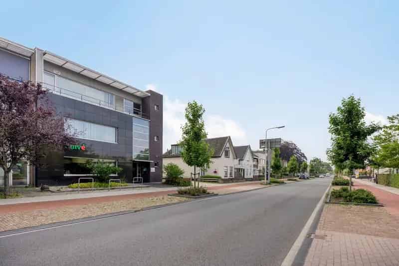 Kantoor te huur Drachten  -  255m² en 245m²