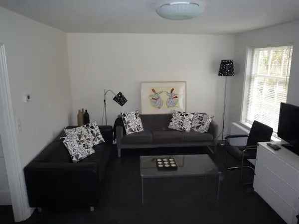 Licht appartement Brink 70m2 3 slaapkamers gerenoveerd
