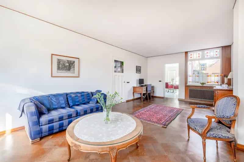 5 Slaapkamers Vrijstaande Woning Grote Tuin Garage Venlo
