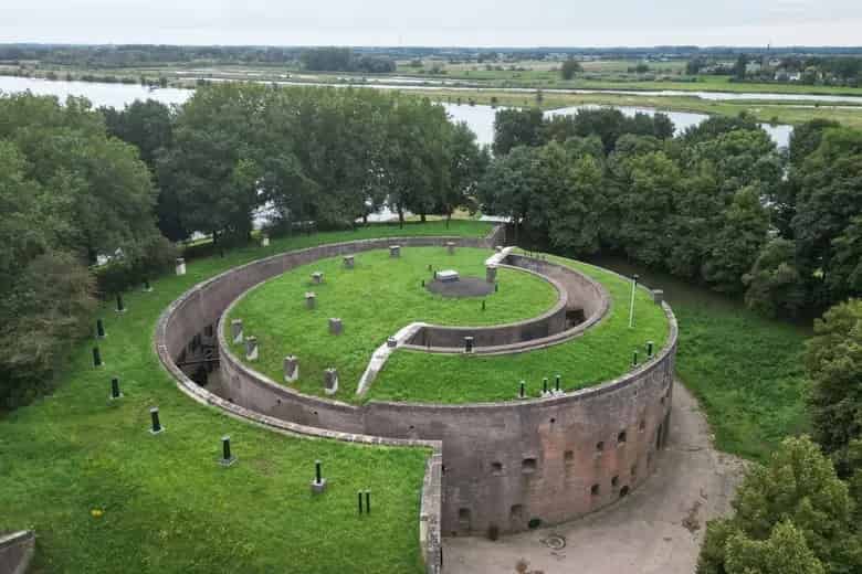 105 m2 Kantoorruimte te Huur Fort Honswijk