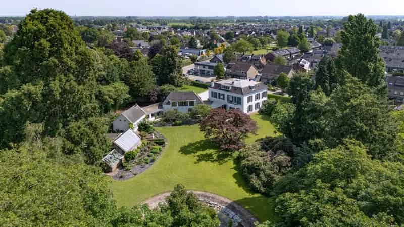 Landhuis Brummen 750m2 Sequoia Tuin Kantoor Praktijk