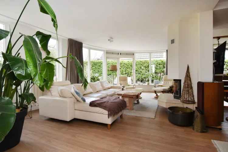 Vrijstaand Huis Nootdorp 208m2 5 Slaapkamers Tuin Garage Energielabel A