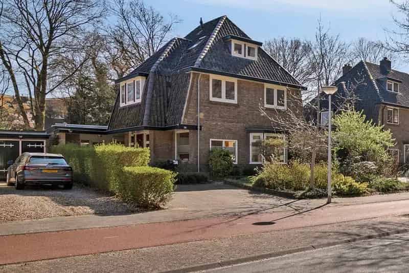Villa Amersfoort Bergkwartier 196m2 4 slaapkamers Praktijkruimte