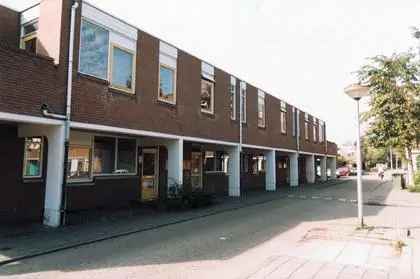 Begane Grond Woning in Groene Wijk Nabij Scholen en Park