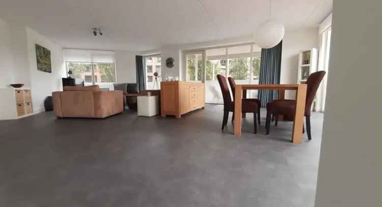 Gemeubileerd 3-kamerappartement Terwijde nabij station en uitvalswegen