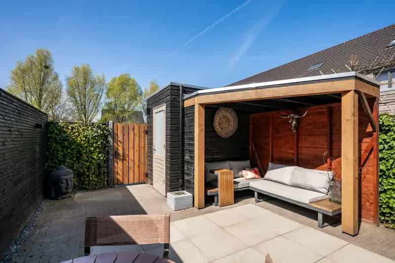Huis te koop Oss: Ruime 4-slaapkamer woning met moderne keuken en duurzame features