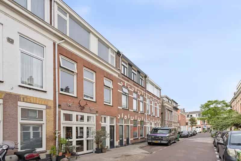 Benedenwoning Haarlem: Wonen & Werken Aan Huis