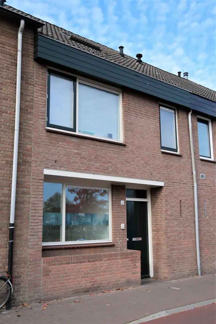 Studio nabij UVT Tilburg Eigen Badkamer Gedeelde Keuken