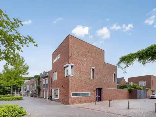 Hoekwoning 4 slaapkamers Eindhoven Strijp S