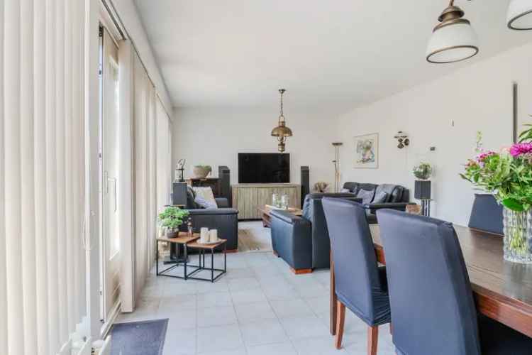 Huis te koop Oosterhout 4 slaapkamers garage 14 zonnepanelen energielabel A