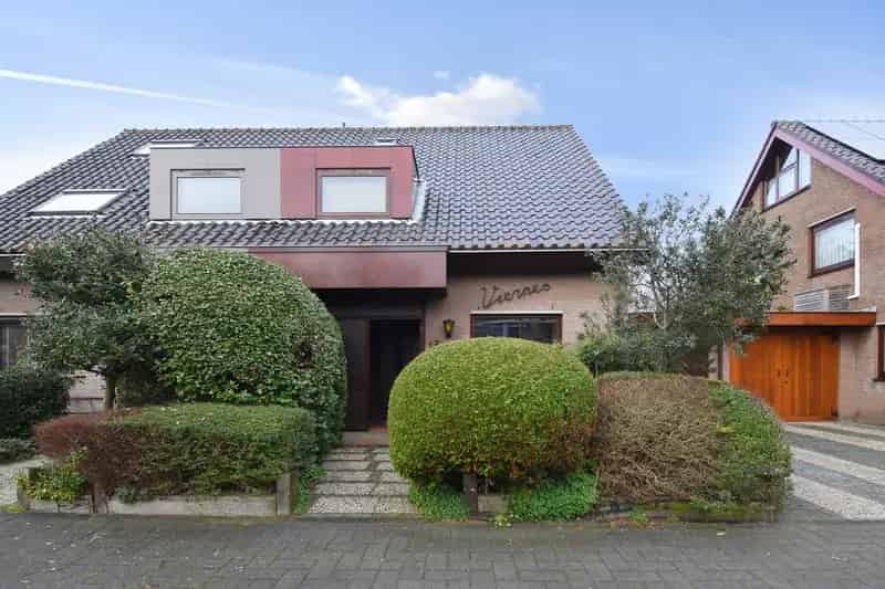 Huis te koop: Wiegers 13 2681 MS Monster 