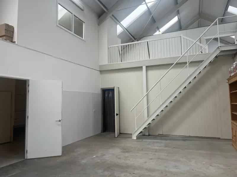 Bedrijfshal te huur Leek 430m2 - Werkplaats Kantoor Opslag