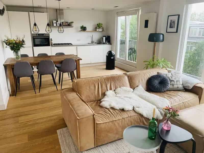 Ruim Appartement Amsterdam Admiraal De Ruijterweg 86m2