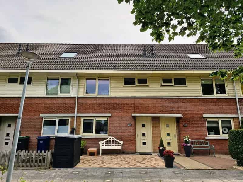 Huis te koop Almere Literatuurwijk: Luxe Eengezinswoning