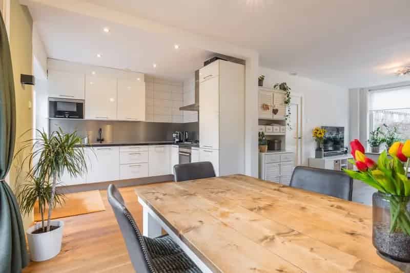 5 Slaapkamers Ruime Eengezinswoning Voorschoten Energielabel C