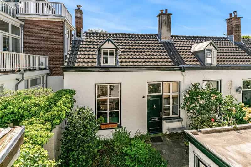 Huis te koop Scheveningen Strand Nabij Authentieke Hofjeswoning