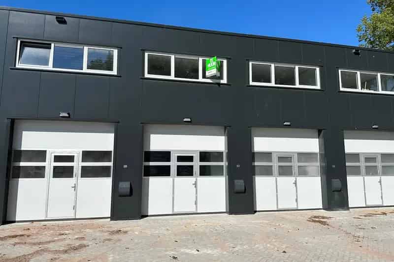 Bedrijfsunit te Huur Alphen aan den Rijn 64m2