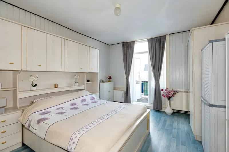 Herenhuis te Koop Regentessekwartier 6 Slaapkamers Kamerverhuur Mogelijk