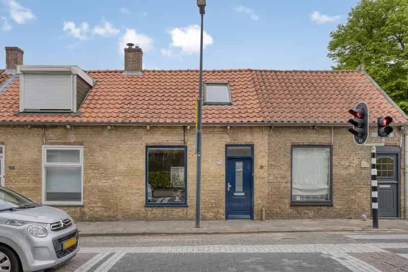 Huis Te Koop , 71, Steenenstraat, Oud-Beijerland, Zuid-Holland