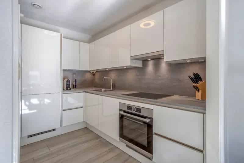 Huis te koop Amsterdam Geuzenveld 4 slaapkamers dakterras