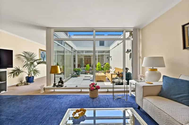 Appartement te koop Scheveningen: Strand nabij patiohuis 4 kamers