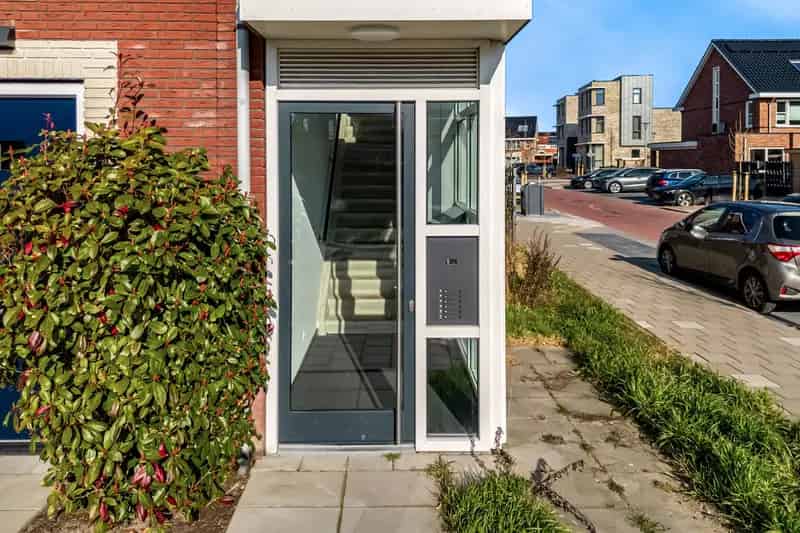 Appartement te koop Uithoorn: Instapklaar 2-kamer appartement