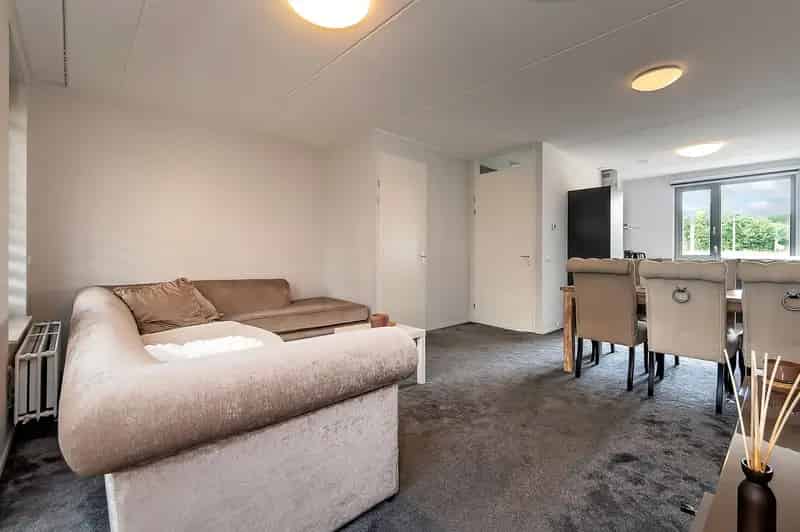 Riante Tussenwoning Lent 4 slaapkamers 2 badkamers Sauna