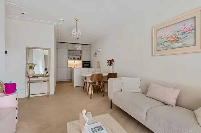 Appartement te koop: Startbaan 204 1187 XR Amstelveen | Funda