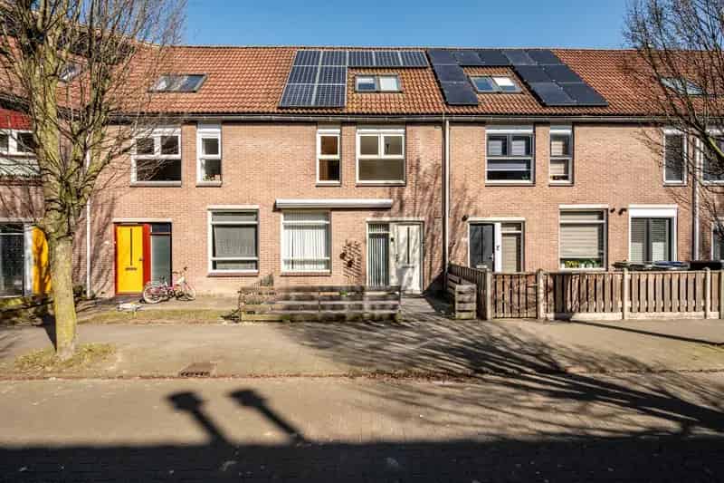 5 Kamer Eengezinswoning Almere Autovrij Pad 4 Slaapkamers