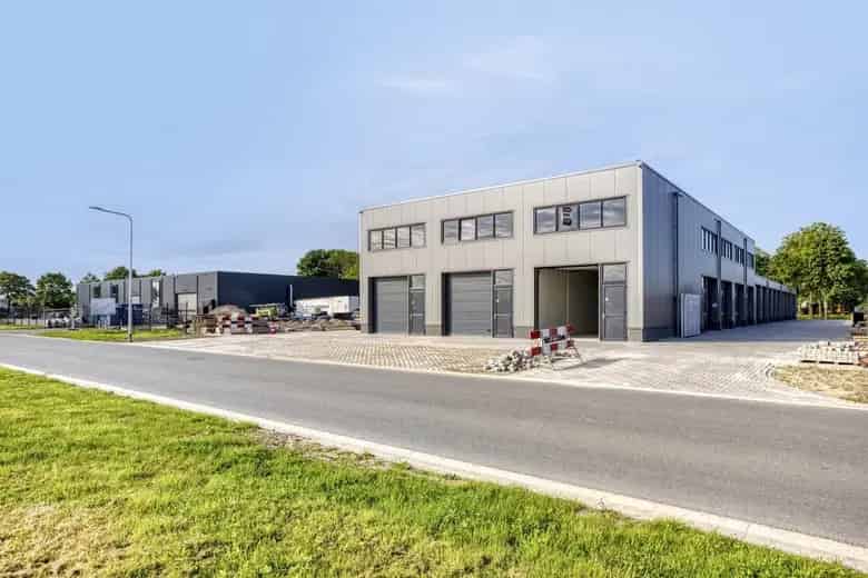 Bedrijfsruimte 96 m2 te koop Biddinghuizen