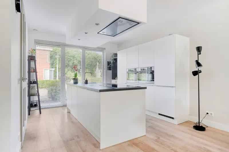Moderne gezinswoning Sprundel 5 slaapkamers A+ label