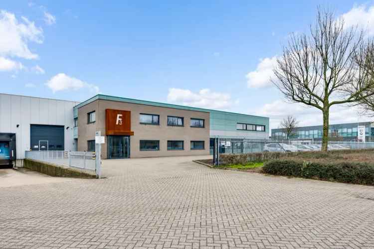 Kantoorruimte te huur Weert 236m2 plus 539m2 multifunctionele ruimte
