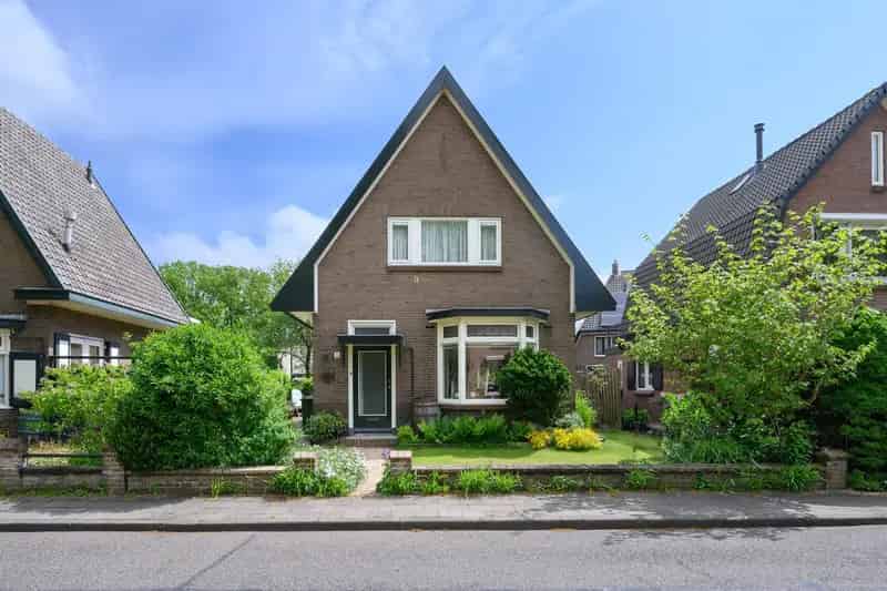 Jaren 30 woning Brummen 4 slaapkamers tuin modernisering