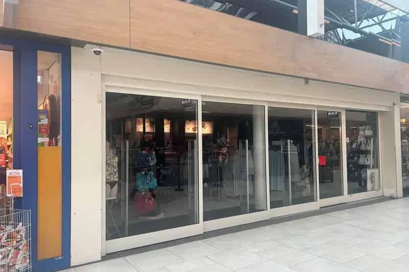 Winkel te huur Rotterdam Keizerswaard 135m2 A++