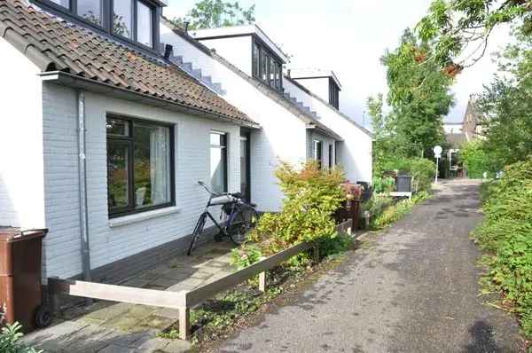 Appartement Te Huur in Oegstgeest, Zuid-Holland