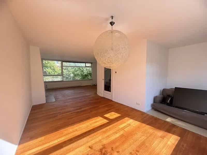 Ruime 3 Slaapkamer Familiewoning Amsterdam Zuid WTC Zicht Garage