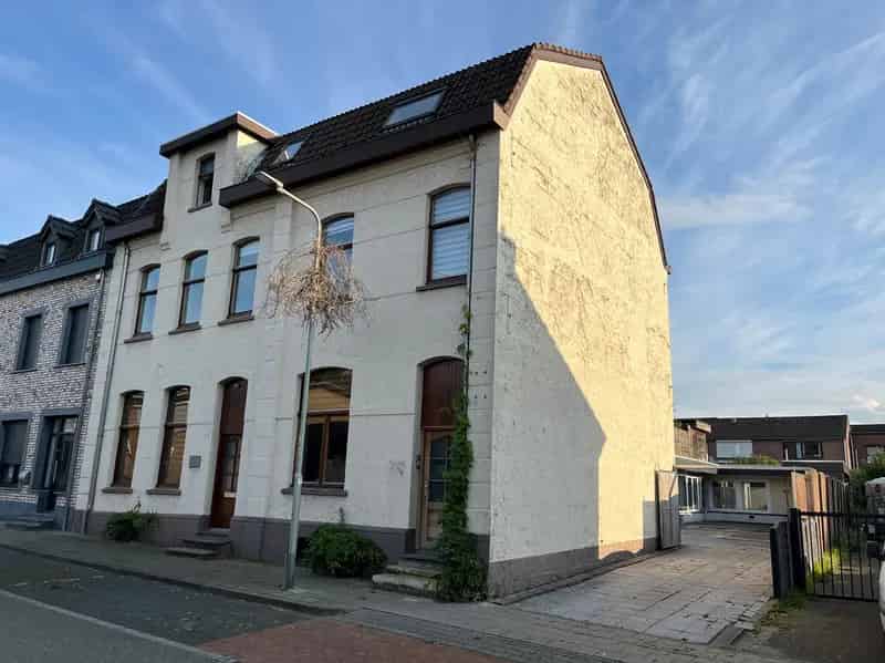 Ruime Dubbele Woning Landgraaf Wonen Werken Aan Huis