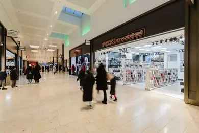 83m2 Winkelruimte te Huur Rotterdam Zuidplein
