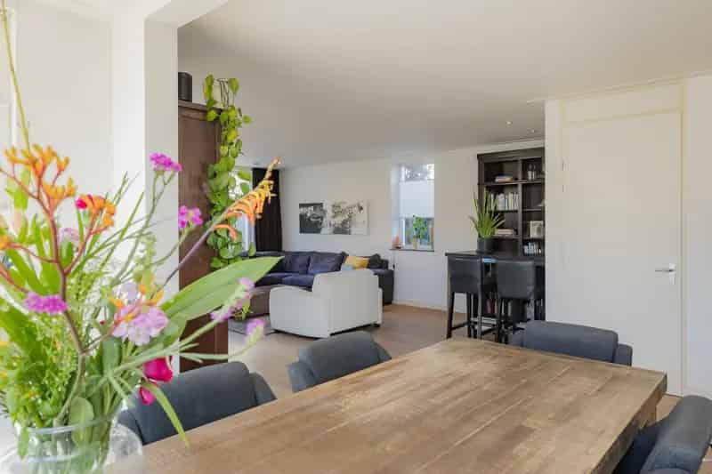 Vrijstaande woning Assendelft 5 slaapkamers grote tuin