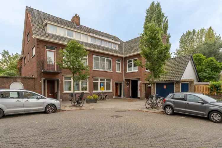 Kantoor Rotterdam | Zoek kantoren te huur: Lathyrusplein 3 B 3051 TL Rotterdam [funda in business]