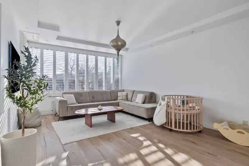 Ruime Hoekwoning 5 Slaapkamers Nijkerk