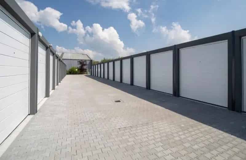 Bedrijfshal Leeuwarden te huur: Ruime multifunctionele boxen