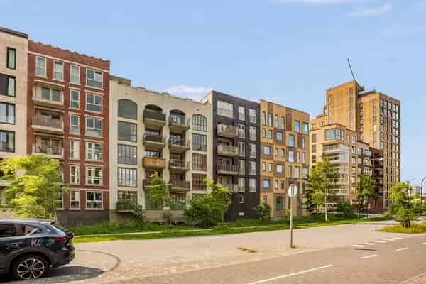 Modern 2-kamer appartement Diemen Zuid 58m2 Instapklaar 2 Balkons