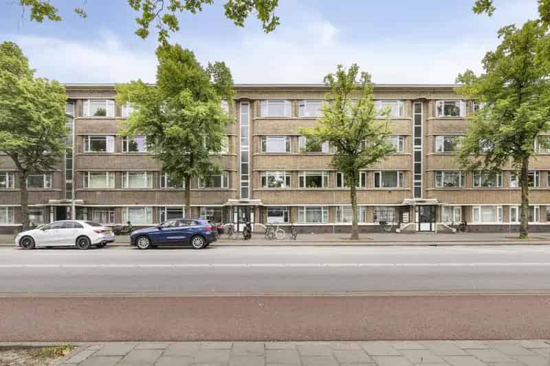 3 Kamer Appartement Den Haag  Zonnige Balkon Eigen Berging