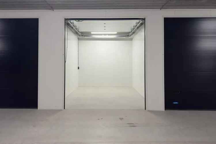 Garagebox Berkel en Rodenrijs | Zoek garageboxen te koop: Industrieweg 69-56 2651 BC Berkel en Rodenrijs [funda in business]