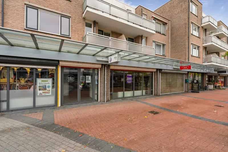 Winkel te huur Rotterdam Beverwaard 97m2